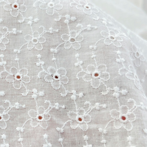 Tissu en voile de coton <span class=keywords><strong>suisse</strong></span> jacquard ajouré, brodé en relief 3D, tricoté, pour chemises et robes d'enfants – Vente directe usine - Product Image 2