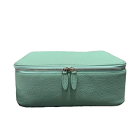 Pochette de maquillage carrée en cuir texturé litchi avec logo personnalisé et fermeture éclair