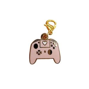 Accessoire de bijoux de mode diy, breloques personnalisées, logo <span class=keywords><strong>pokeball</strong></span>, pendentifs mignons, bon marché, vente en gros, pièces - Product Image 5