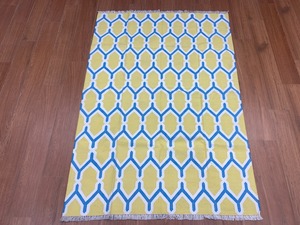Alfombra Persa Tejida a Mano de Algodón Antideslizante con Base Amarilla y Patrón Ikat Azul, Suave, Ligera, Moderna, para Decoración del Hogar o Oración - Product Image 2