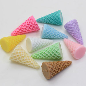 En vrac 100 Pcs/Lot 33*19MM couleur aléatoire cône <span class=keywords><strong>de</strong></span> crème glacée sans trou résine Cabochons <span class=keywords><strong>maison</strong></span> <span class=keywords><strong>de</strong></span> poupée artisanat alimentaire pour coque <span class=keywords><strong>de</strong></span> téléphone décoration - Product Image 2