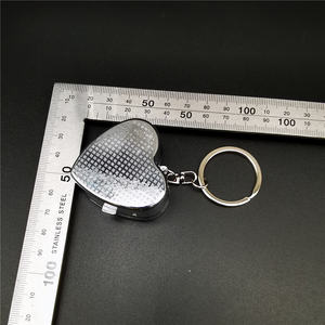 定制药丸储存容器盒收纳盒钥匙扣<span class=keywords><strong>2</strong></span>金属心不锈钢旅行7天每周储物盒 - Product Image 6