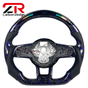Volante Deportivo de Fibra de Carbono Forjado Personalizado con Pantalla LED Mejorada para el <span class=keywords><strong>Interior</strong></span> del Automóvil, para Volkswagen MK7 <span class=keywords><strong>Golf</strong></span> 7 <span class=keywords><strong>GTI</strong></span> MK6 - Product Image 1