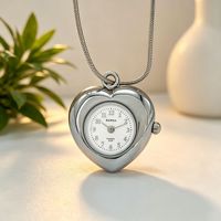 Nouvelle montre pour femme en alliage en forme de cœur, accessoire romantique, collier tendance, mouvement à quartz, best-seller transfrontalier sur AliExpress