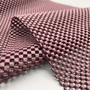 Tapis antidérapant pour étagères, tiroirs et placards, en mousse perforée amortissante, découpable sur mesure pour étagères de cuisine, garde-manger, salle de bain - Product Image 5