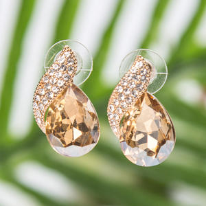 Farbenfrohe klassische Damen-Ohrringe aus Zinklegierung mit tropfenförmigen Kristall-Strasssteinen - Product Image 4