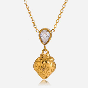 Collar con colgante de circonita de fresa, joyería de acero inoxidable con forma de fruta para mujer, diseño geométrico para ocasiones de regalo - Product Image 1
