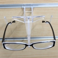 Supports d'affichage de lunettes ouverts en plastique transparent pour les affichages optiques et le placement de lunettes de soleil Slatwall