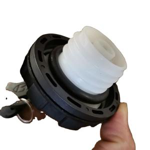 Tapa de tanque de combustible OEM 3180-5ha00 para Hyundai HD35 - Product Image 1