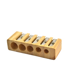 Aiguisoir de crayons multifonctions, cinq à 5 trous, <span class=keywords><strong>en</strong></span> <span class=keywords><strong>bois</strong></span> de bambou, pour l'école et le bureau - Product Image 1