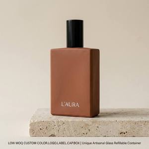 Botella de Perfume de Lujo de 100 ml con Acabado <span class=keywords><strong>Mate</strong></span> en Color Arcilla Desértica |   Envase de Vidrio Artesanal Único y Recargable |   Empaquetado al por Mayor para Boutiques - Product Image 1