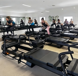 เครื่องออกกำลังกาย Xformer Reformer พร้อมระบบปรับแรงต้านทาน สำหรับยิมที่บ้าน รุ่น Gt14 - Product Image 3