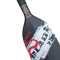 Pagaie de dragon boat Kingpaddle IDBF3511 approuvée, grade compétition D12, légère, 350g, en fibre de carbone, lame super fine