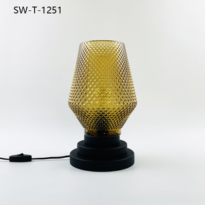 Lampe de table en verre E27, luminaire minimaliste simple de style nordique pour le salon, décoration de la maison, <span class=keywords><strong>abat</strong></span>-<span class=keywords><strong>jour</strong></span> en verre moderne et luxueux - Product Image 4