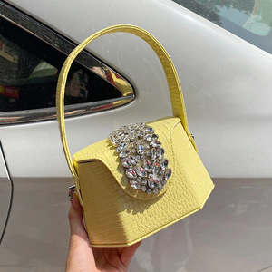กระเป๋าสตางค์ผู้หญิงดีไซน์หรู ปี 2026 กระเป๋าออกงานคุณภาพสูง ปิดด้วยกระดุม กระเป๋าถือสำหรับงานเลี้ยง - Product Image 3