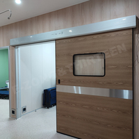 Puerta Hermética Automática Minimalista para Hospital con Sistema de Accionamiento Hermético y Superficie Acabada para Unidades de Cuidados Intensivos y Salas de Aislamiento