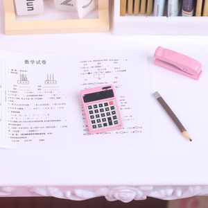 Mini Papelería Simulada, Mini <span class=keywords><strong>Engrapadora</strong></span> <span class=keywords><strong>de</strong></span> Bolsillo, Calculadora, Juguetes Educativos, Decoraciones para el Aula - Product Image 1