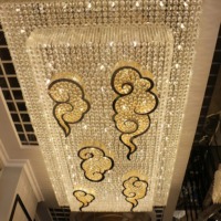 JYLIGHTING Lustre rectangulaire géant personnalisé en forme de nuage porte-bonheur avec boule de cristal irisée pour hall d'hôtel