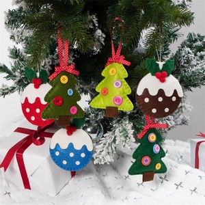 Nouvel ensemble d'ornements de Noël en tissu non tissé, décorations suspendues mignonnes de dessins animés, fournitures de fête de Noël - Product Image 6