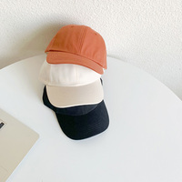 Casquette de baseball pour enfants de couleur unie en coton de haute qualité en gros chapeau de protection solaire de couleur bonbon mince d'été polyvalent