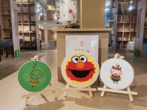 <span class=keywords><strong>Chevalet</strong></span> en <span class=keywords><strong>bois</strong></span> portable avec trépied pour les fêtes de peinture pour enfants Signes muraux d'étude de table pour étudiants-Artisanat et boîtes en <span class=keywords><strong>bois</strong></span> de qualité - Product Image 6