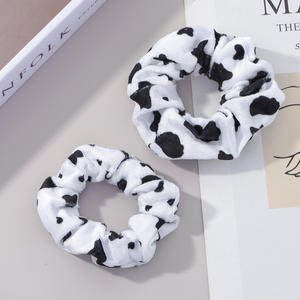 Coletero con Estampado <span class=keywords><strong>de</strong></span> <span class=keywords><strong>Vaca</strong></span> Blanca y Negra en Estilo Coreano, Elegante, Casual, Simple, Retro, Coletero <span class=keywords><strong>de</strong></span> Felpa - Product Image 1