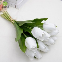 Prix d'usine 12 têtes de fleurs artificielles en tissu de soie Tulipe Bulbes de tulipe pour la décoration