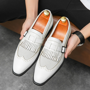 Chaussures habillées classiques bleu marine et blanches pour hommes, mocassins décontractés à boucle, style formel et professionnel tendance pour les mariages d'automne - Product Image 2