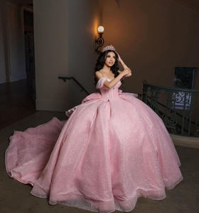 שמלות נשף ורודות נסיכותיות מדגם ML110 של מילי בריידל, שמלות קווינסניירה עם פאייטים בכתפיים, שמלת נשף סאטן עם שובל קפלה, מחשוף לב, למסיבות - Product Image 1