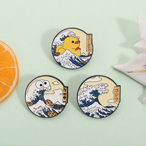 Pin de Esmalte con Diseño de Pato de la Gran Ola de Kanagawa, Estilo Anime, Broche Ukiyoe para Mochila, Solapa, Joyería, Regalo, Venta al por Mayor - Product Image 2