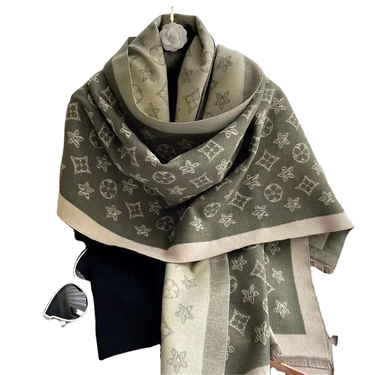 Sciarpa 2023 in Pashmina jacquard di marca di moda femminile sciarpa invernale calda con nappe morbida e lussuosa sciarpa in cashmere