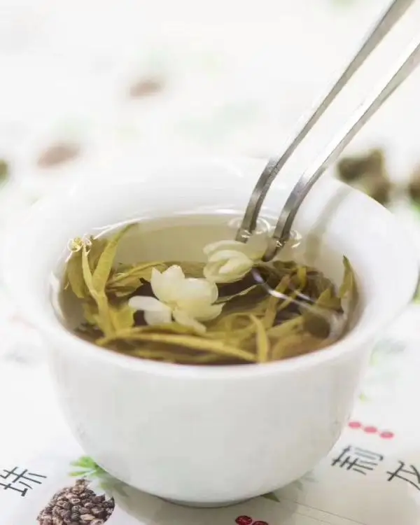 Kualitas unggul mutiara naga teh hijau melati premium Tiongkok teh hijau melati organik