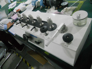 <span class=keywords><strong>Calibratore</strong></span> di Pressione Automatico ad Alta Efficienza, Strumento di Calibrazione per Manometri Elettrici da Banco - Product Image 3