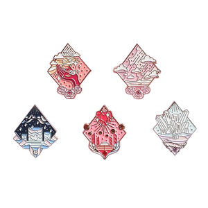Fabricante de pines de solapa de esmalte metálico, insignias metálicas personalizadas al por mayor, diseños románticos, broches duraderos, accesorios de regalo - Product Image 1