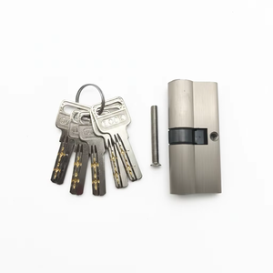 Cylindre <span class=keywords><strong>de</strong></span> serrure <span class=keywords><strong>de</strong></span> porte en laiton et zinc double ouverture 70 mm, durable, avec <span class=keywords><strong>clés</strong></span>, pour portes en bois et aluminium – Vente directe usine - Product Image 3