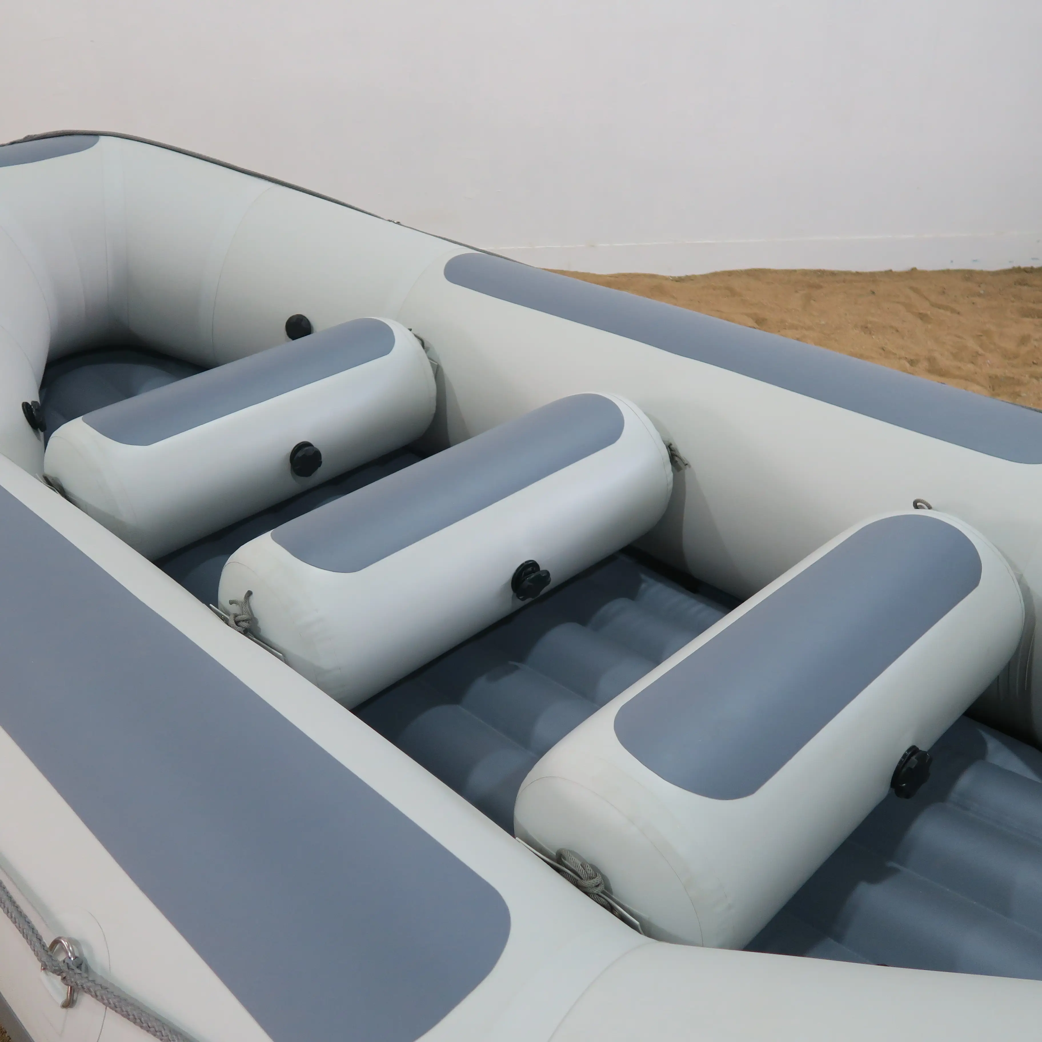 CE Certificate Inflatable Rafting Boat PVC Rowing Boat Large Inflatable White Water Rafts For Sale
