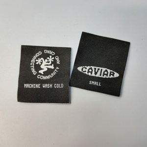Accessoires vestimentaires : Étiquettes tissées personnalisées en polyester durable pour vêtements, avec logo, pliées à l'extrémité, pour col, confortables - Product Image 3
