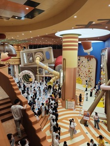 Équipement de terrain de jeu intérieur pour enfants <span class=keywords><strong>Mario</strong></span> Sport en hauteur, personnalisé sur mesure, directement de l'usine, pour la conception globale de grands projets de 13000m² - Product Image 3