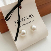 Pochettes à bijoux en gros en stock, best-seller Xiaohongshu, emballage pour boucles d'oreilles en perles, attache-cheveux en coton, minimaliste noir et blanc