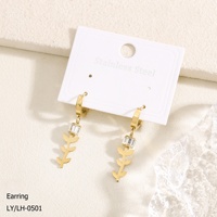 Nouvelle collection de bijoux tendance pour femmes, fabrication directe d'usine, plaqué or 18 carats, acier inoxydable 304/316, boucles d'oreilles pendantes en forme de feuille avec zircon rouge