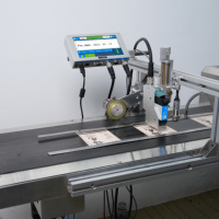 Impresora de Inyección de Tinta de un Solo Cabezal Docod T1000, Máquina de Codificación Industrial de Alta Velocidad de 406 m/min para Cartón y Plástico