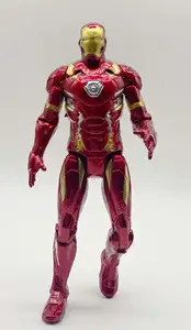 Hot 17cm PVC métallique Avenge Super hero figurines d'action Iron-Man anime figurine d'action jouet pour cadeau