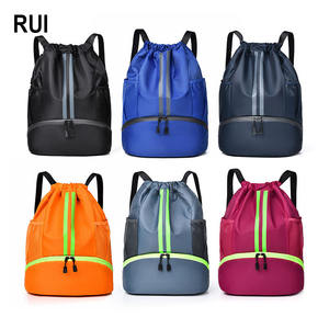 Sac à dos de sport unisexe RUIQUWIN en polyester léger avec compartiment à chaussures, respirant, séchage rapide, imperméable, sac à cordon - Product Image 1