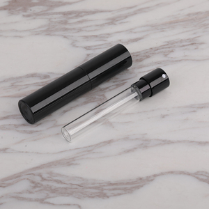 Flacone di Profumo Rotondo in Plastica da 10ml, Piccoli Flaconi Spray con Pompetta, Bottiglia per Olio con Tappo a Vite per Viaggi - Product Image 4