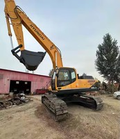 Korea Selatan Menggunakan Excavator Mini Crawler Hyundai 330LC-9S dengan Berat Operasi 33 Ton