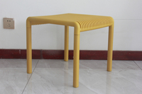 Table basse moderne en plastique ZUOHUI T-009 pour l'extérieur et le salon, avec un design innovant, facile à transporter, 45*45