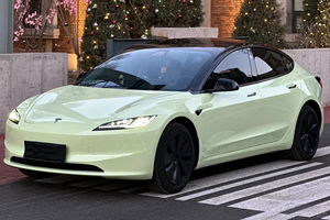 ฟิล์มไวนิลหุ้มรถยนต์สีเขียวอะโวคาโดแบบมันเงา PET คุณภาพพรีเมียม หนา 6.5-8.5 มิล ซ่อมแซมตัวเองได้ เปลี่ยนสีได้ สำหรับรถยนต์เทสล่า รุ่น 3 แบบ OEM ขายส่ง - Product Image 2