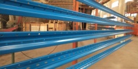 Système de rayonnage sélectif robuste pour entrepôt, rayonnage industriel de stockage