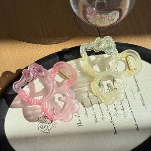 Barrettes à <span class=keywords><strong>cheveux</strong></span> transparentes <span class=keywords><strong>Hello</strong></span> <span class=keywords><strong>Kitty</strong></span> pour femmes, style mignon, barrettes à <span class=keywords><strong>cheveux</strong></span> en plastique pour filles - Product Image 3