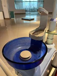 Unità di apparecchiature dentali mediche per fornitori One-stop con poltrona odontoiatrica professionale di alta qualità - Product Image 5